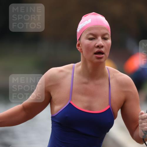 14.09.2025 - Stadtparktriathlon Michael Strokosch http://msf.ph/oto/8866437 14.09.2025 09:42:38 Schwimmen 574 meine-sportfotos.de