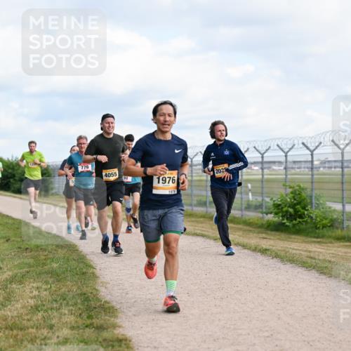 14.09.2025 - Airport Race Dr. Thomas Lammeyer http://msf.ph/oto/8866451 14.09.2025 12:07:12 Laufen 1255, 776, 4055, 1976, 1976, 2025 meine-sportfotos.de