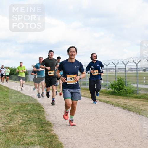 14.09.2025 - Airport Race Dr. Thomas Lammeyer http://msf.ph/oto/8866454 14.09.2025 12:07:12 Laufen 4055, 197, 1976, 035 meine-sportfotos.de