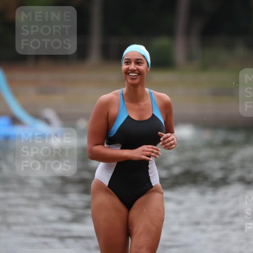 14.09.2025 - Stadtparktriathlon Michael Strokosch http://msf.ph/oto/8866538 14.09.2025 09:44:23 Schwimmen 512 meine-sportfotos.de