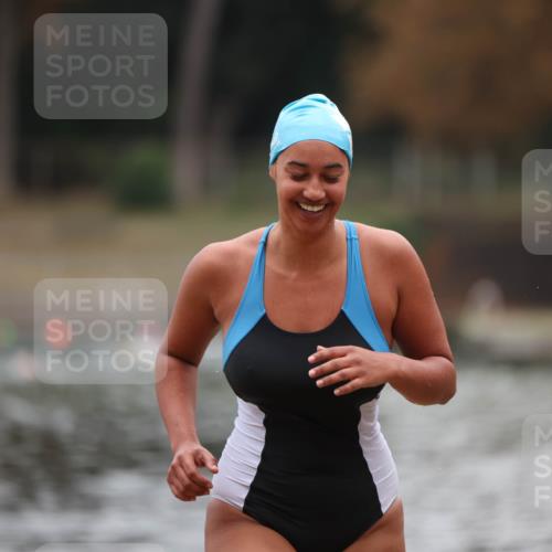 14.09.2025 - Stadtparktriathlon Michael Strokosch http://msf.ph/oto/8866543 14.09.2025 09:44:24 Schwimmen 512 meine-sportfotos.de