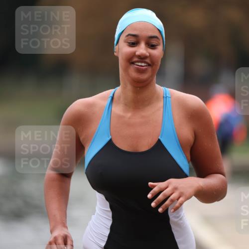 14.09.2025 - Stadtparktriathlon Michael Strokosch http://msf.ph/oto/8866546 14.09.2025 09:44:25 Schwimmen 512 meine-sportfotos.de