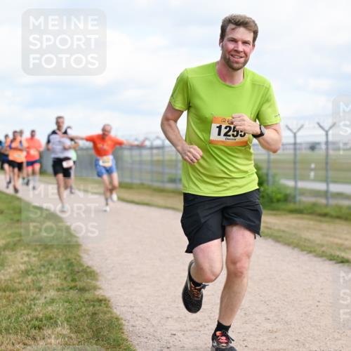 14.09.2025 - Airport Race Dr. Thomas Lammeyer http://msf.ph/oto/8866572 14.09.2025 12:07:19 Laufen 1255 meine-sportfotos.de