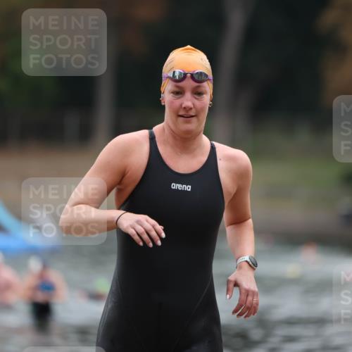14.09.2025 - Stadtparktriathlon Michael Strokosch http://msf.ph/oto/8866593 14.09.2025 09:45:29 Schwimmen 537 meine-sportfotos.de