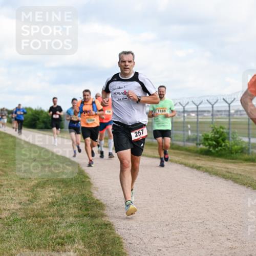 14.09.2025 - Airport Race Dr. Thomas Lammeyer http://msf.ph/oto/8866617 14.09.2025 12:07:22 Laufen 1050, 257, 1169, 4050 meine-sportfotos.de