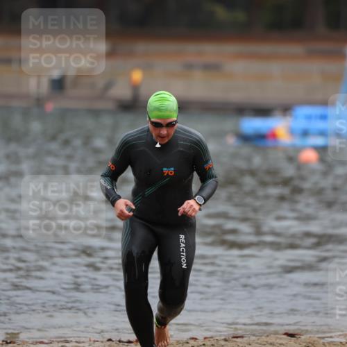 14.09.2025 - Stadtparktriathlon Michael Strokosch http://msf.ph/oto/8866650 14.09.2025 09:45:55 Schwimmen 528, 533, 604 meine-sportfotos.de