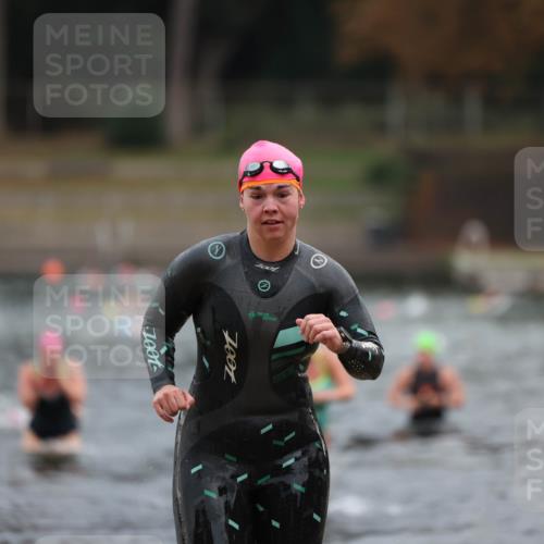 14.09.2025 - Stadtparktriathlon Michael Strokosch http://msf.ph/oto/8866680 14.09.2025 09:46:20 Schwimmen 511, 594, 610 meine-sportfotos.de