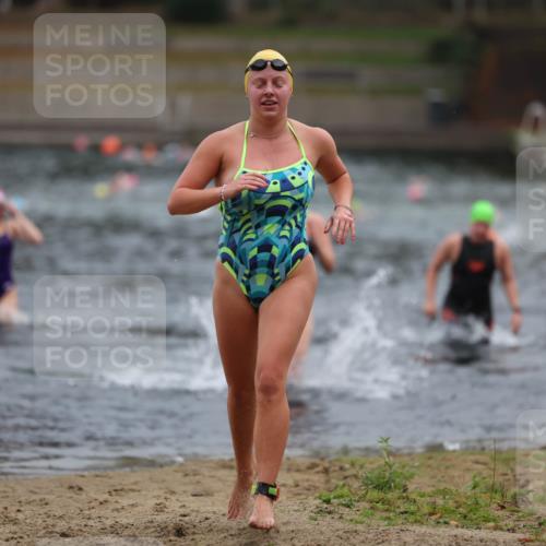 14.09.2025 - Stadtparktriathlon Michael Strokosch http://msf.ph/oto/8866692 14.09.2025 09:46:24 Schwimmen 511, 594, 596, 610, 620 meine-sportfotos.de