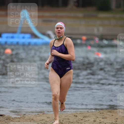 14.09.2025 - Stadtparktriathlon Michael Strokosch http://msf.ph/oto/8866720 14.09.2025 09:46:32 Schwimmen 511, 596, 620 meine-sportfotos.de