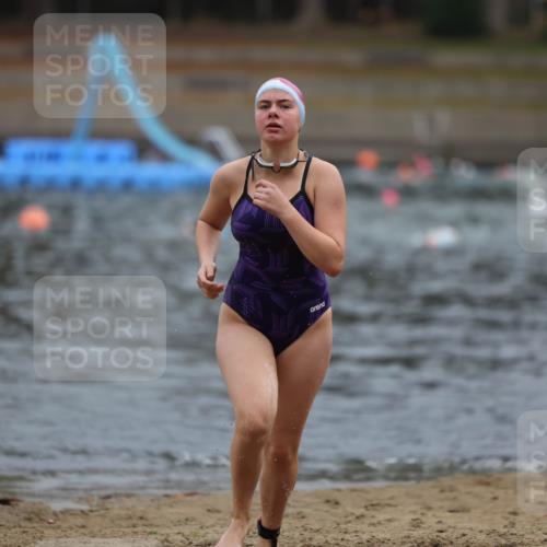 14.09.2025 - Stadtparktriathlon Michael Strokosch http://msf.ph/oto/8866724 14.09.2025 09:46:32 Schwimmen 511, 596, 620 meine-sportfotos.de