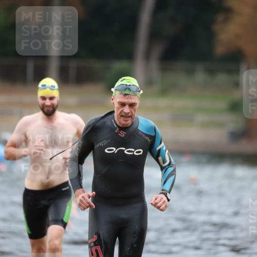 14.09.2025 - Stadtparktriathlon Michael Strokosch http://msf.ph/oto/8866791 14.09.2025 09:47:14 Schwimmen 524, 570, 597, 598 meine-sportfotos.de
