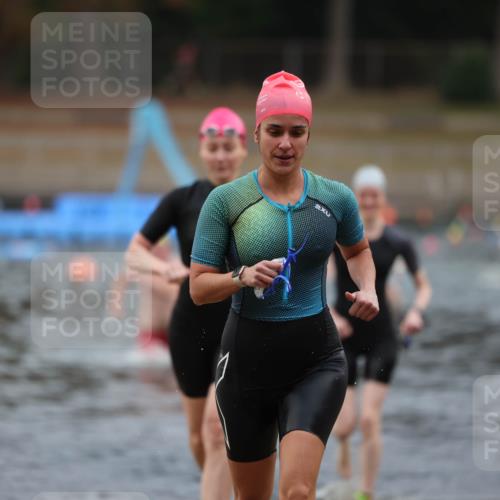 14.09.2025 - Stadtparktriathlon Michael Strokosch http://msf.ph/oto/8866819 14.09.2025 09:47:28 Schwimmen 509, 526, 541 meine-sportfotos.de