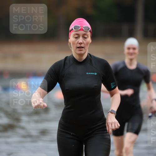 14.09.2025 - Stadtparktriathlon Michael Strokosch http://msf.ph/oto/8866828 14.09.2025 09:47:30 Schwimmen 509, 526, 541 meine-sportfotos.de