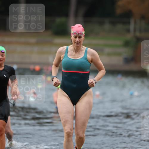 14.09.2025 - Stadtparktriathlon Michael Strokosch http://msf.ph/oto/8866854 14.09.2025 09:47:54 Schwimmen 608, 609, 660 meine-sportfotos.de