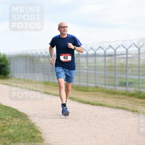 14.09.2025 - Airport Race Dr. Thomas Lammeyer http://msf.ph/oto/8866891 14.09.2025 12:07:40 Laufen 62 meine-sportfotos.de