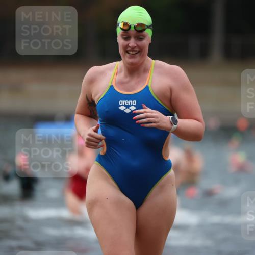 14.09.2025 - Stadtparktriathlon Michael Strokosch http://msf.ph/oto/8866894 14.09.2025 09:48:08 Schwimmen 514, 529, 555, 556, 576, 602, 616 meine-sportfotos.de