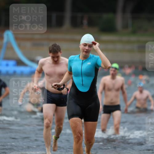 14.09.2025 - Stadtparktriathlon Michael Strokosch http://msf.ph/oto/8866905 14.09.2025 09:48:13 Schwimmen 514, 525, 529, 555, 556, 576, 577, 602, 616, 617 meine-sportfotos.de