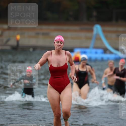 14.09.2025 - Stadtparktriathlon Michael Strokosch http://msf.ph/oto/8866910 14.09.2025 09:48:15 Schwimmen 514, 525, 529, 550, 555, 556, 573, 576, 577, 602, 614, 617 meine-sportfotos.de
