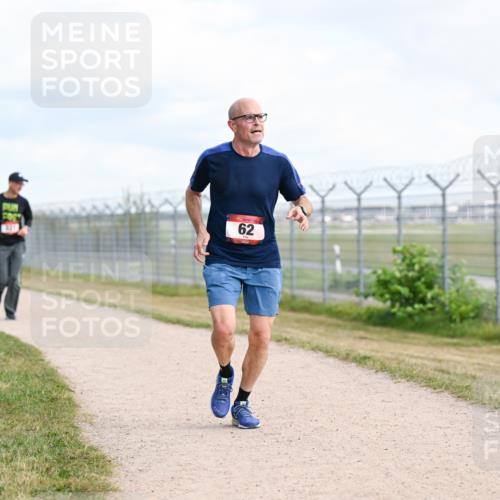 14.09.2025 - Airport Race Dr. Thomas Lammeyer http://msf.ph/oto/8866931 14.09.2025 12:07:42 Laufen 62 meine-sportfotos.de