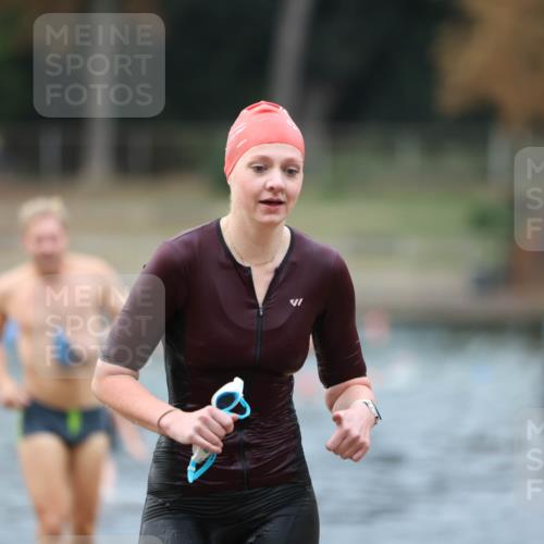 14.09.2025 - Stadtparktriathlon Michael Strokosch http://msf.ph/oto/8866936 14.09.2025 09:48:24 Schwimmen 525, 529, 544, 550, 556, 573, 577, 602, 614, 617 meine-sportfotos.de