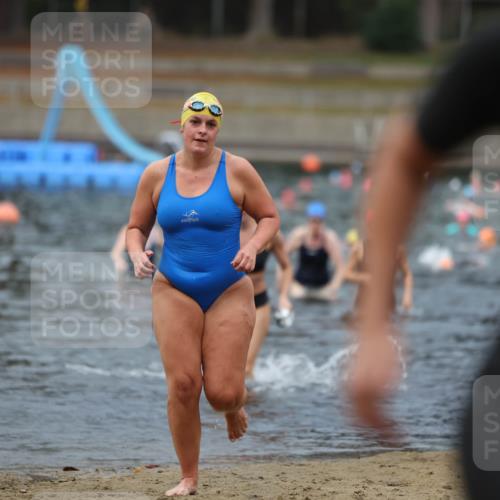 14.09.2025 - Stadtparktriathlon Michael Strokosch http://msf.ph/oto/8866991 14.09.2025 09:48:47 Schwimmen 522, 587, 591 meine-sportfotos.de