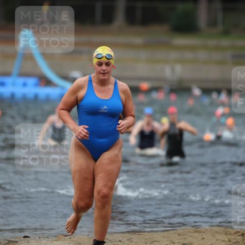 14.09.2025 - Stadtparktriathlon Michael Strokosch http://msf.ph/oto/8866992 14.09.2025 09:48:47 Schwimmen 522, 587, 591 meine-sportfotos.de