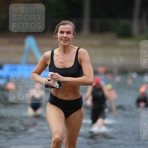 14.09.2025 - Stadtparktriathlon Michael Strokosch http://msf.ph/oto/8867007 14.09.2025 09:48:53 Schwimmen 521, 522, 591 meine-sportfotos.de