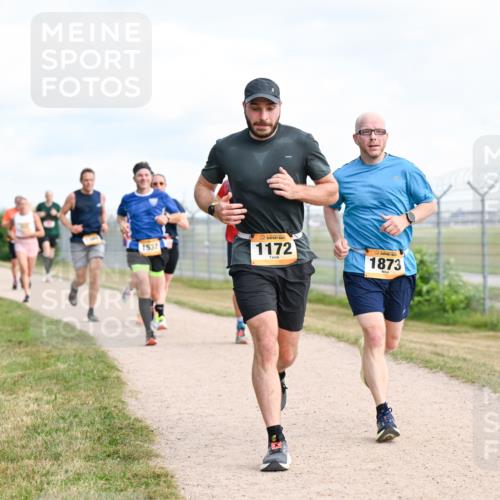 14.09.2025 - Airport Race Dr. Thomas Lammeyer http://msf.ph/oto/8867024 14.09.2025 12:07:49 Laufen 1537, 1172, 1873 meine-sportfotos.de