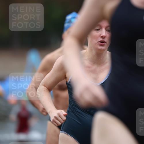 14.09.2025 - Stadtparktriathlon Michael Strokosch http://msf.ph/oto/8867033 14.09.2025 09:49:08 Schwimmen 521, 557, 565, 567, 585 meine-sportfotos.de