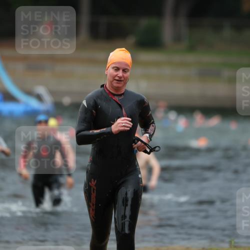 14.09.2025 - Stadtparktriathlon Michael Strokosch http://msf.ph/oto/8867039 14.09.2025 09:49:12 Schwimmen 517, 527, 557, 565, 607 meine-sportfotos.de