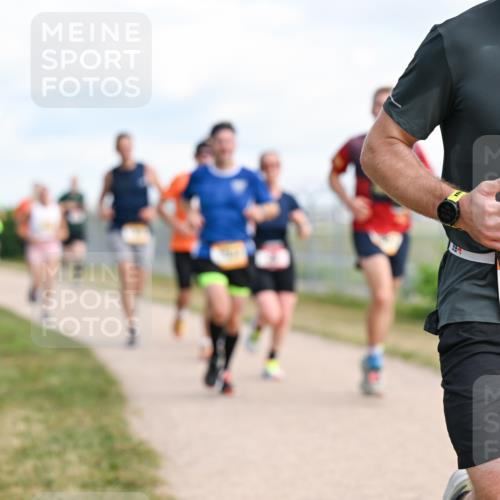 14.09.2025 - Airport Race Dr. Thomas Lammeyer http://msf.ph/oto/8867044 14.09.2025 12:07:51 Laufen 1172 meine-sportfotos.de