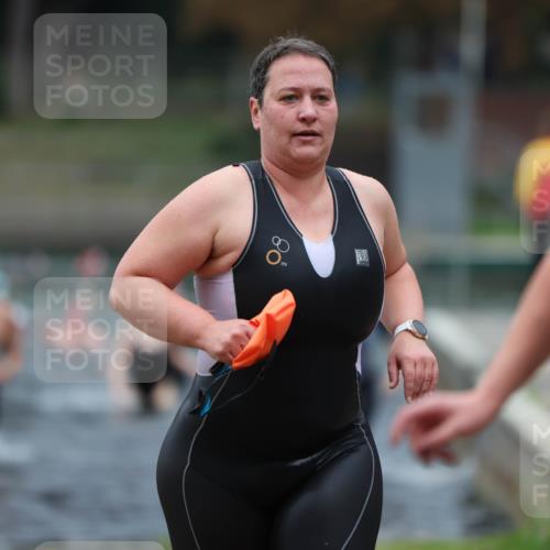 14.09.2025 - Stadtparktriathlon Michael Strokosch http://msf.ph/oto/8867136 14.09.2025 09:49:59 Schwimmen 513, 530, 534, 536, 561 meine-sportfotos.de