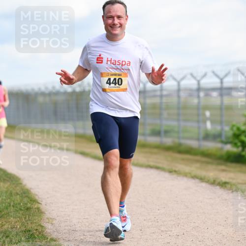 14.09.2025 - Airport Race Dr. Thomas Lammeyer http://msf.ph/oto/8867202 14.09.2025 12:08:03 Laufen 440 meine-sportfotos.de