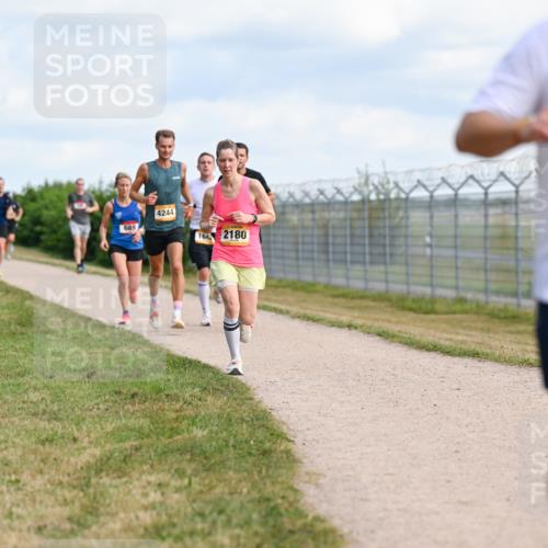 14.09.2025 - Airport Race Dr. Thomas Lammeyer http://msf.ph/oto/8867203 14.09.2025 12:08:04 Laufen 689, 4244, 1642, 2180, 440 meine-sportfotos.de