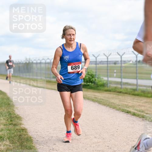 14.09.2025 - Airport Race Dr. Thomas Lammeyer http://msf.ph/oto/8867246 14.09.2025 12:08:11 Laufen 689, 164 meine-sportfotos.de