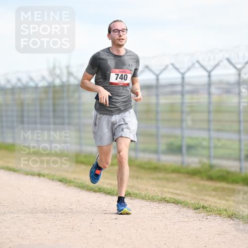 14.09.2025 - Airport Race Dr. Thomas Lammeyer http://msf.ph/oto/8867256 14.09.2025 12:08:13 Laufen 740 meine-sportfotos.de