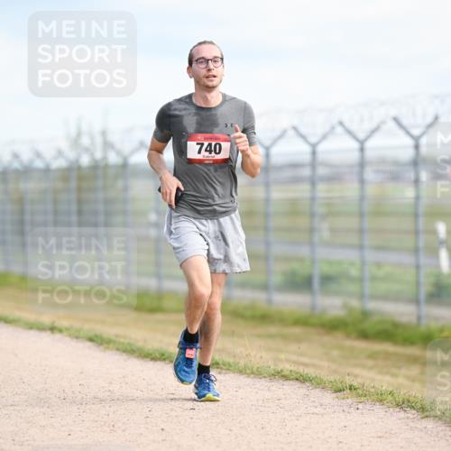 14.09.2025 - Airport Race Dr. Thomas Lammeyer http://msf.ph/oto/8867257 14.09.2025 12:08:14 Laufen 740 meine-sportfotos.de