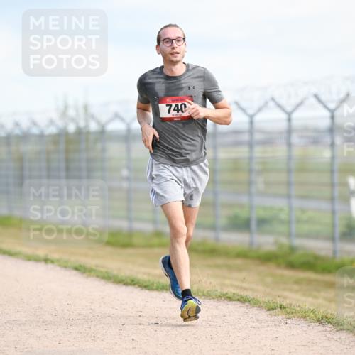 14.09.2025 - Airport Race Dr. Thomas Lammeyer http://msf.ph/oto/8867258 14.09.2025 12:08:14 Laufen 740 meine-sportfotos.de