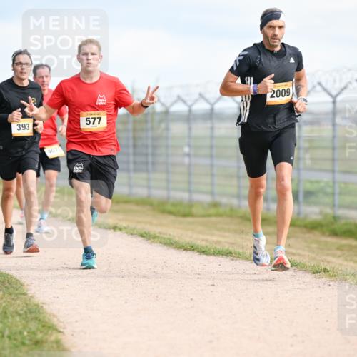 14.09.2025 - Airport Race Dr. Thomas Lammeyer http://msf.ph/oto/8867276 14.09.2025 12:08:21 Laufen 642, 393, 407, 2009, 577 meine-sportfotos.de