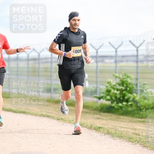 14.09.2025 - Airport Race Dr. Thomas Lammeyer http://msf.ph/oto/8867280 14.09.2025 12:08:22 Laufen 93, 577, 2009 meine-sportfotos.de