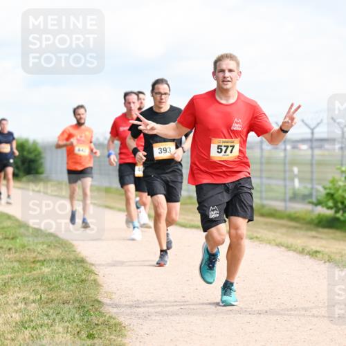 14.09.2025 - Airport Race Dr. Thomas Lammeyer http://msf.ph/oto/8867288 14.09.2025 12:08:24 Laufen 393, 577, 2 meine-sportfotos.de