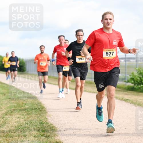 14.09.2025 - Airport Race Dr. Thomas Lammeyer http://msf.ph/oto/8867289 14.09.2025 12:08:24 Laufen 4073, 393, 577 meine-sportfotos.de