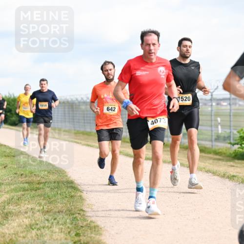 14.09.2025 - Airport Race Dr. Thomas Lammeyer http://msf.ph/oto/8867297 14.09.2025 12:08:26 Laufen 9, 1858, 642, 4073, 1520, 393 meine-sportfotos.de