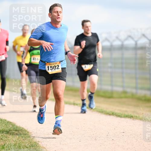 14.09.2025 - Airport Race Dr. Thomas Lammeyer http://msf.ph/oto/8867337 14.09.2025 12:08:35 Laufen 4162, 1502 meine-sportfotos.de