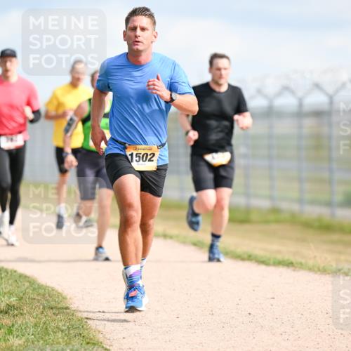 14.09.2025 - Airport Race Dr. Thomas Lammeyer http://msf.ph/oto/8867339 14.09.2025 12:08:35 Laufen 1502 meine-sportfotos.de