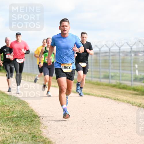 14.09.2025 - Airport Race Dr. Thomas Lammeyer http://msf.ph/oto/8867345 14.09.2025 12:08:36 Laufen 1502 meine-sportfotos.de