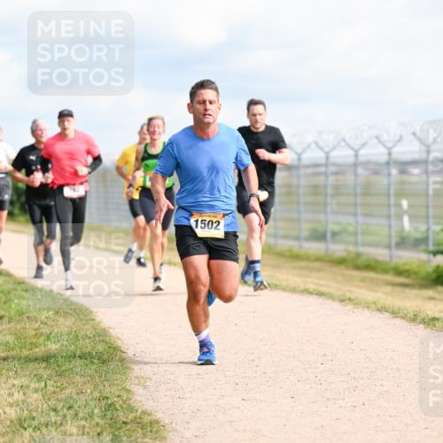 14.09.2025 - Airport Race Dr. Thomas Lammeyer http://msf.ph/oto/8867346 14.09.2025 12:08:36 Laufen 1502 meine-sportfotos.de
