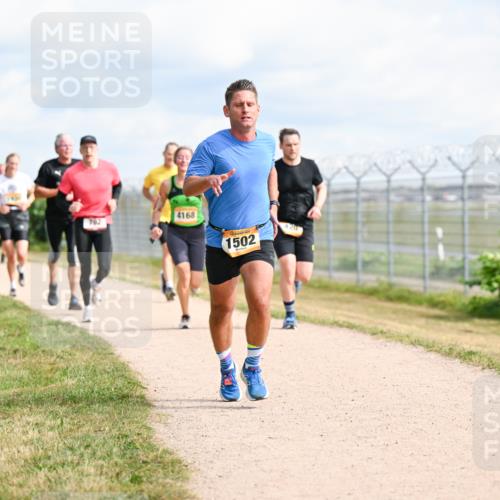 14.09.2025 - Airport Race Dr. Thomas Lammeyer http://msf.ph/oto/8867347 14.09.2025 12:08:36 Laufen 4168, 1502, 420 meine-sportfotos.de