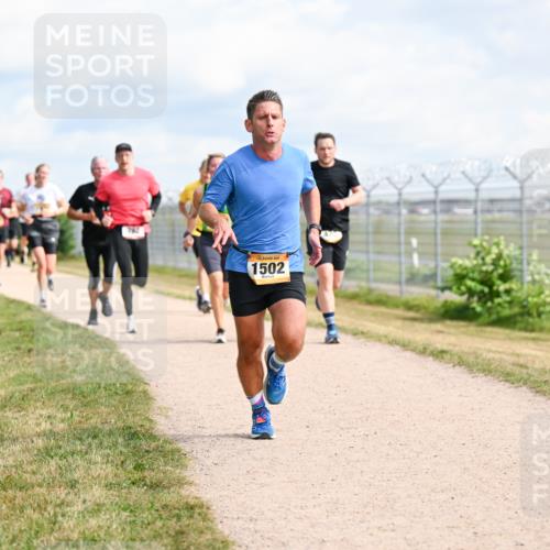 14.09.2025 - Airport Race Dr. Thomas Lammeyer http://msf.ph/oto/8867352 14.09.2025 12:08:37 Laufen 1502 meine-sportfotos.de