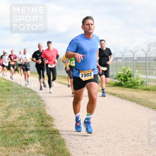 14.09.2025 - Airport Race Dr. Thomas Lammeyer http://msf.ph/oto/8867358 14.09.2025 12:08:38 Laufen 1502 meine-sportfotos.de